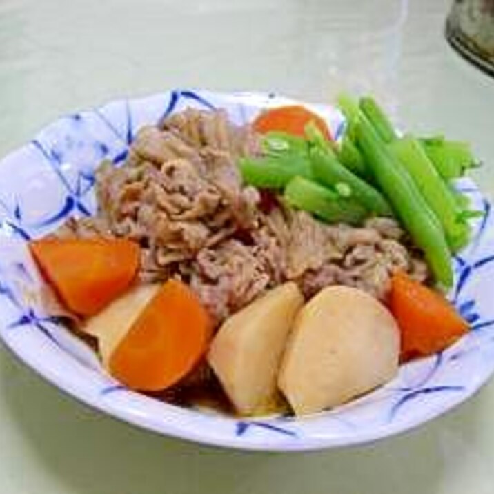 里芋・舞茸・人参・と牛肉の炒め煮